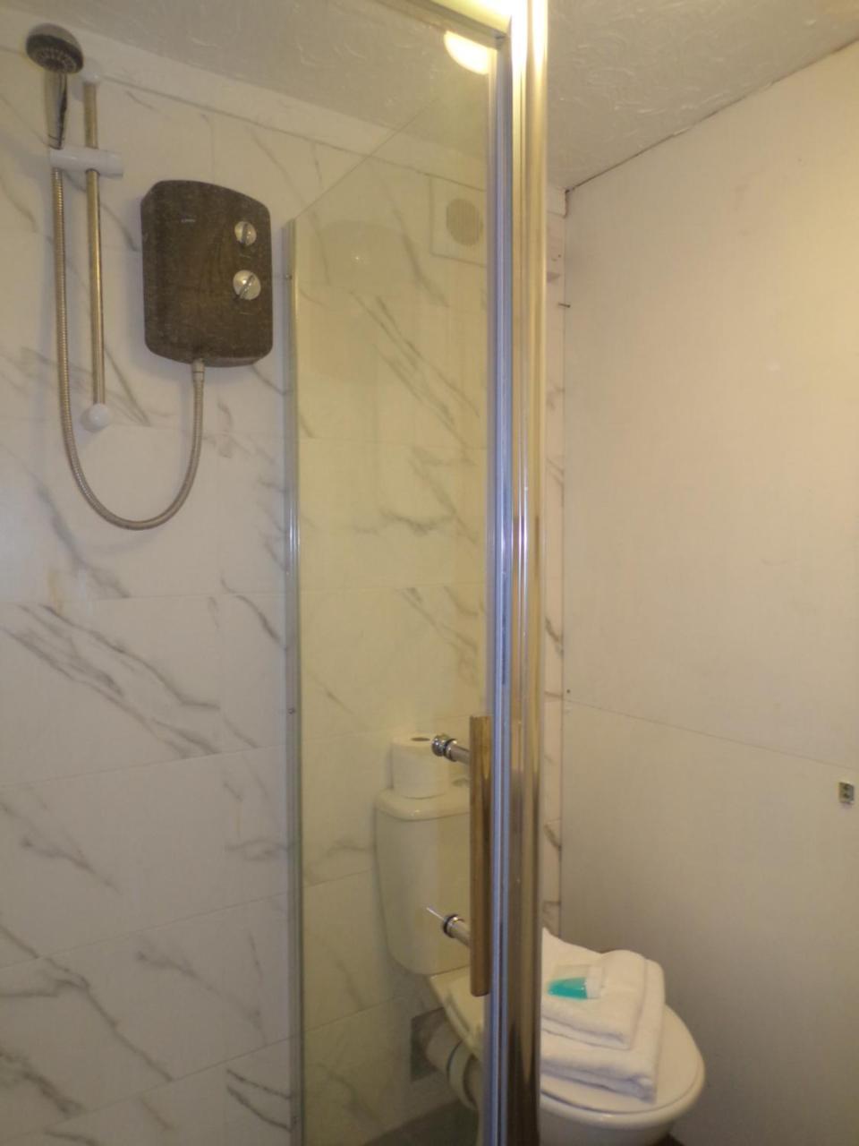 Carmel Serviced Rooms Southampton Bagian luar foto
