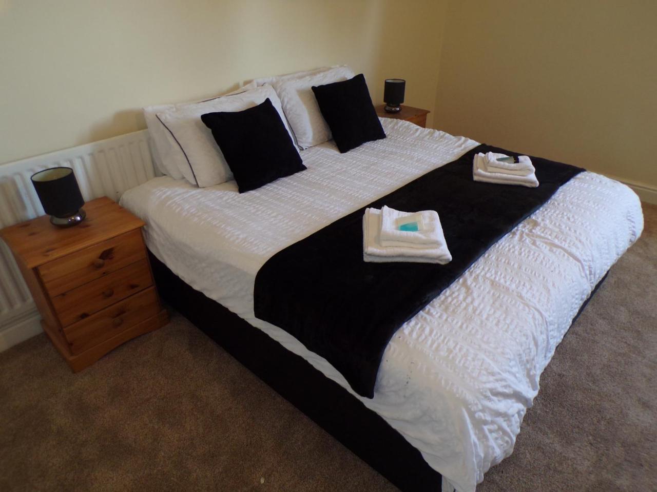 Carmel Serviced Rooms Southampton Bagian luar foto