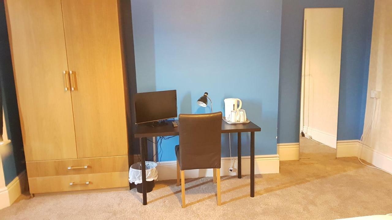 Carmel Serviced Rooms Southampton Bagian luar foto